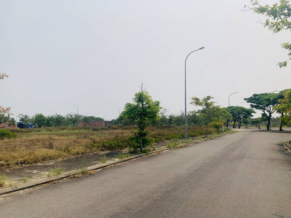 Chính chủ bán nhanh lô đất Young Town Đức Hòa, 70m², SHR, đường 12m, giá rẻ đầu tư
